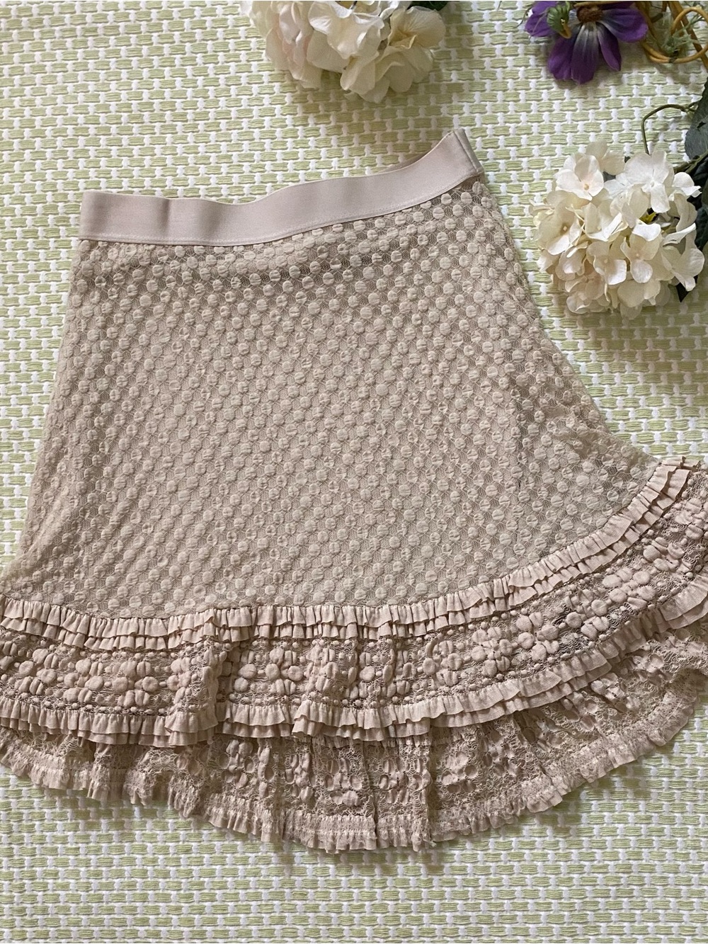 Max Studio Flounce Lace Skirt